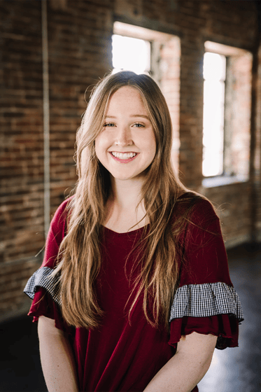 Amber Austen Headshot_2