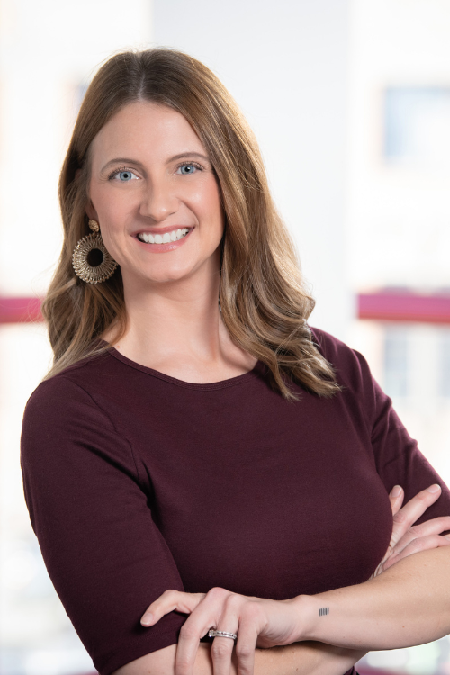 Leslie Reed Headshot - Vertical 1